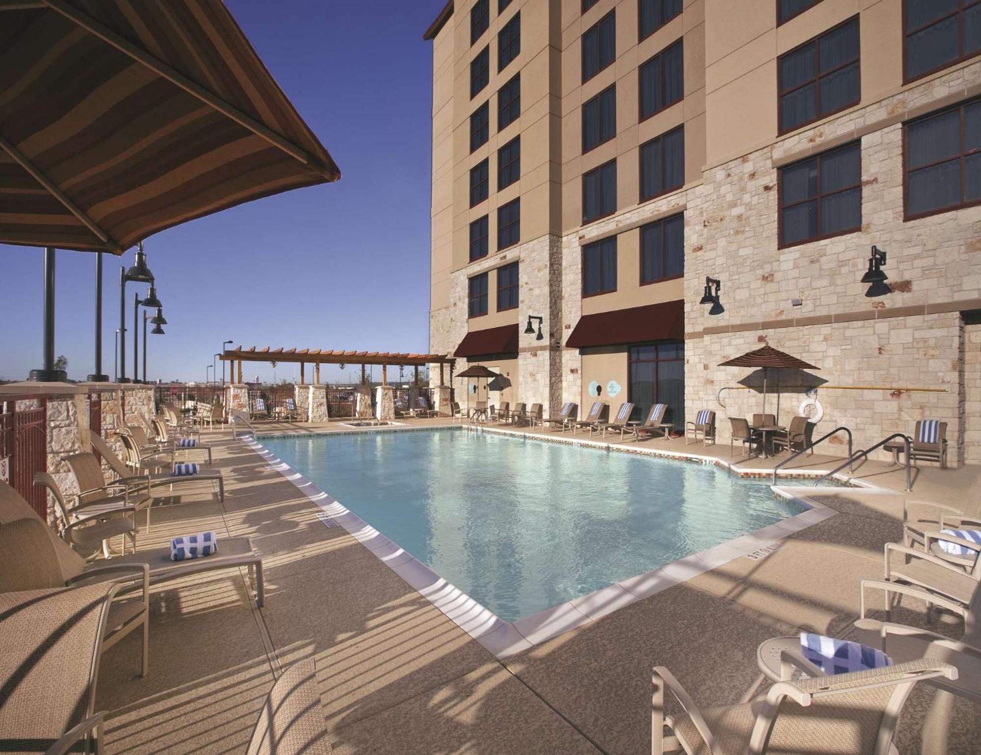 Embassy Suites San Marcos Hotel Conference Center Exteriér fotografie